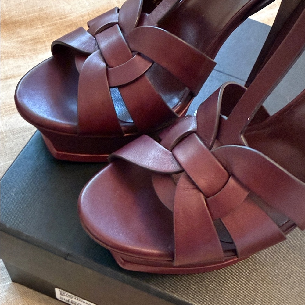 Saint Laurent Burgundy Knotted T-Strap Leather Heels - NWT - Picture 4 of 4